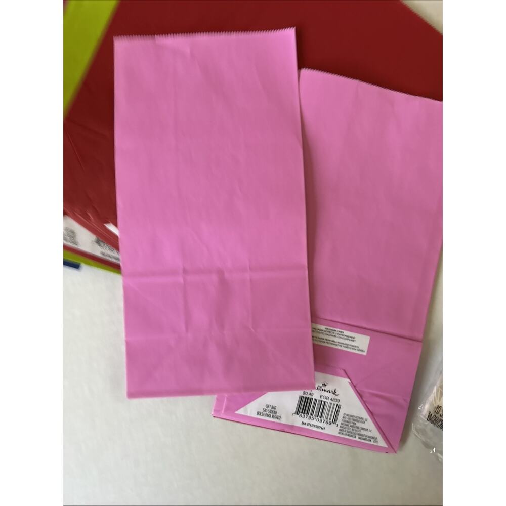 hallmark lot of 49 paper gift bags Plus 2 new Tissue Paper. Pink Blue Red Green - Picture 6 of 6